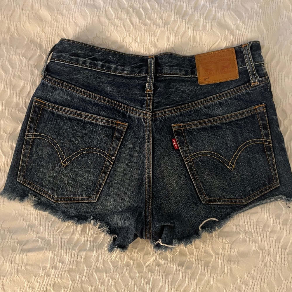 Levi’s button up denim shorts